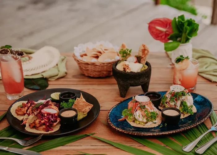 Petit Lafitte Front & Hotel Playa del Carmen