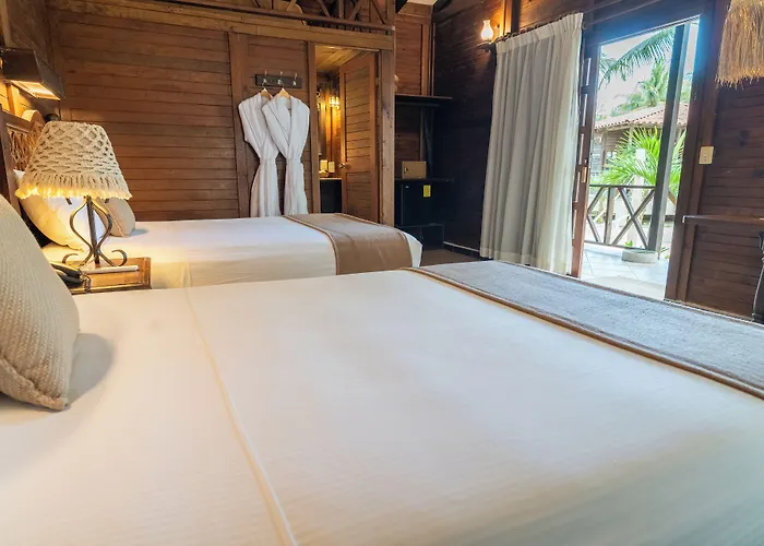 Petit Lafitte Front & Hotel 4*